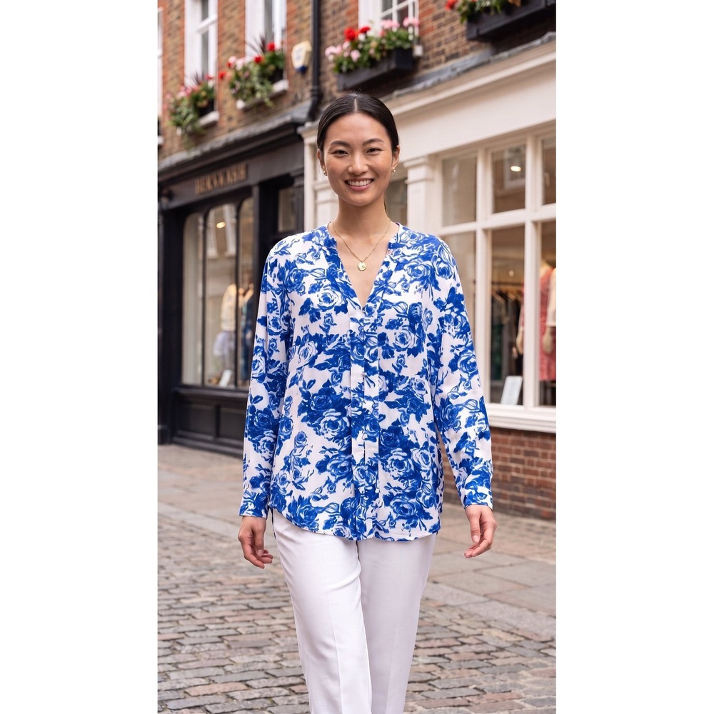 Soft Surroundings Blue White Floral Rose Ikat Button Down Blouse 1X